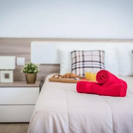 Playa De Fanabe Sleeps 8 With Pool Air Con And Wifi Villa *