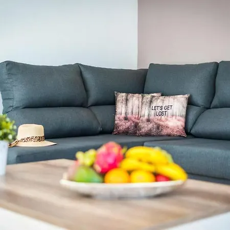 别墅 Playa De Fanabe Sleeps 8 With Pool Air Con And Wifi 阿德耶