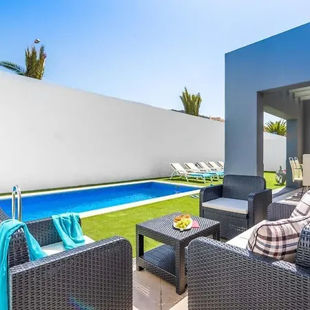 Playa De Fanabe Sleeps 8 With Pool Air Con And Wifi * Costa Adeje (Tenerife)