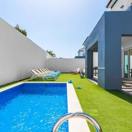 Playa De Fanabe Sleeps 8 With Pool Air Con And Wifi * Costa Adeje (Tenerife)