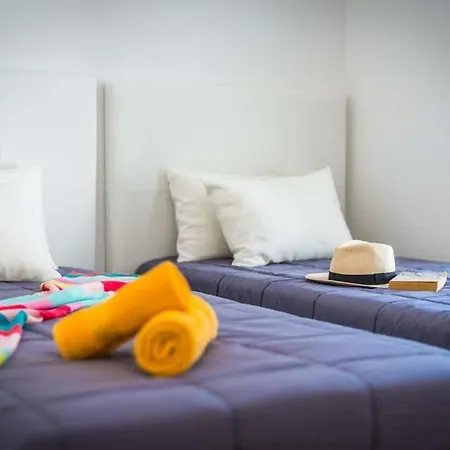 Villa Playa De Fanabe Sleeps 8 With Pool Air Con And Wifi Costa Adeje (Tenerife)